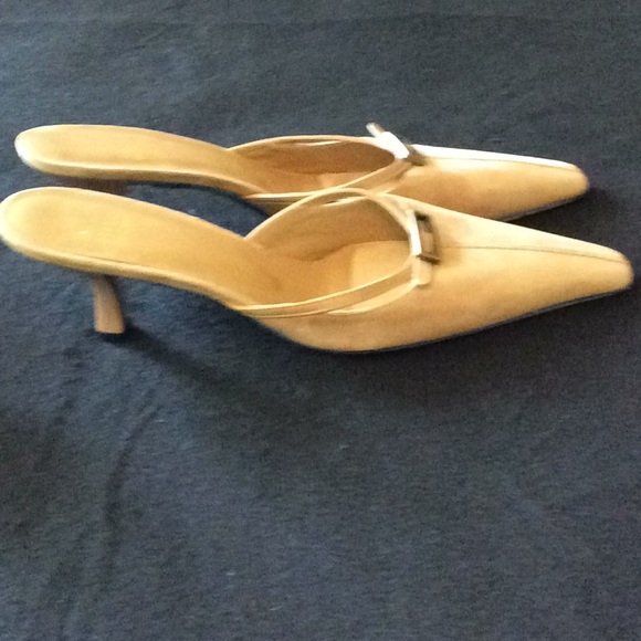 Stuart Weizmann Suede Mules Size 8 N - Picture 3 of 7